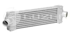 LRIC10CC LUZAR Радиатор интеркулера Transit (06-) 2.2TDCi/2.4TDCi МКПП/АКПП (LRIC 10CC) Luzar
